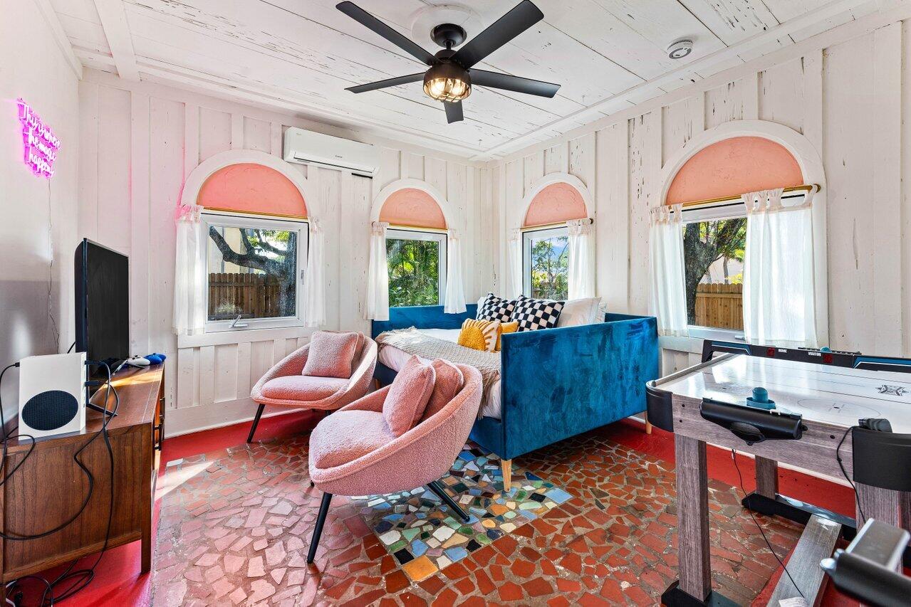 411 Valley Forge Road West Palm Beach, FL 33405 - Photo 12 of 23 012-411ValleyForgeRoad-WestPalmBeach-FL-