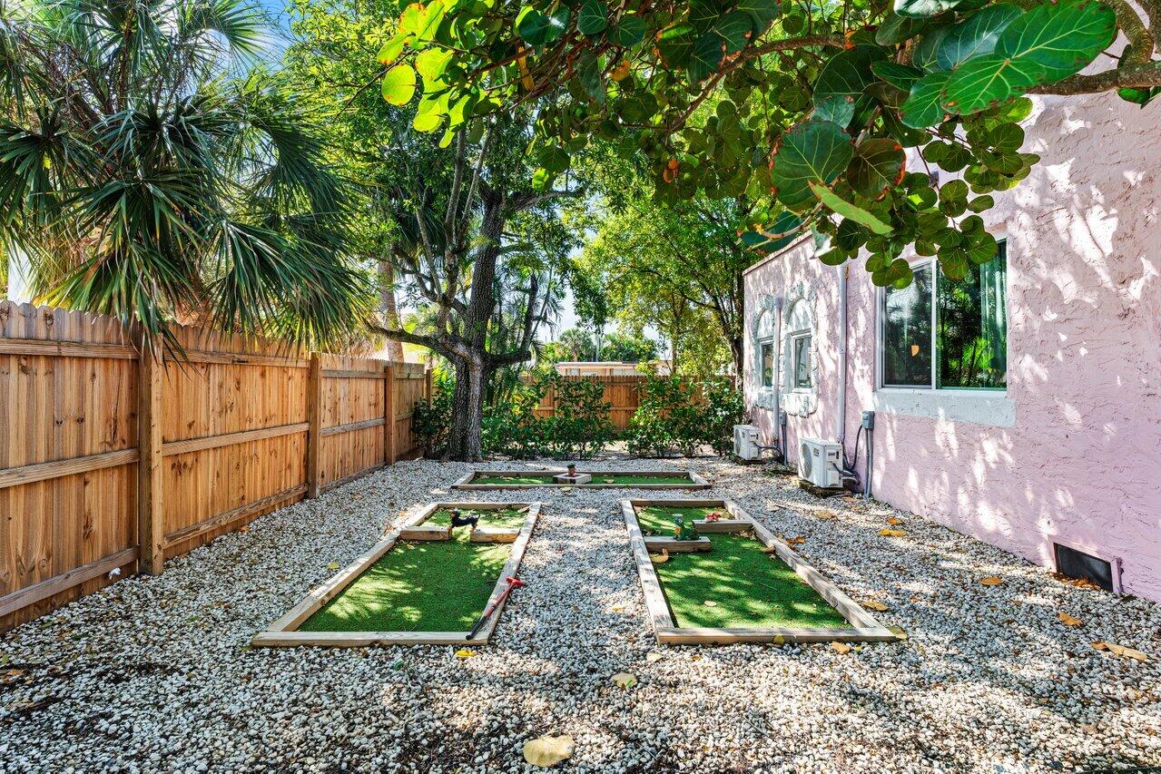 411 Valley Forge Road West Palm Beach, FL 33405 - Photo 17 of 23 022-411ValleyForgeRoad-WestPalmBeach-FL-