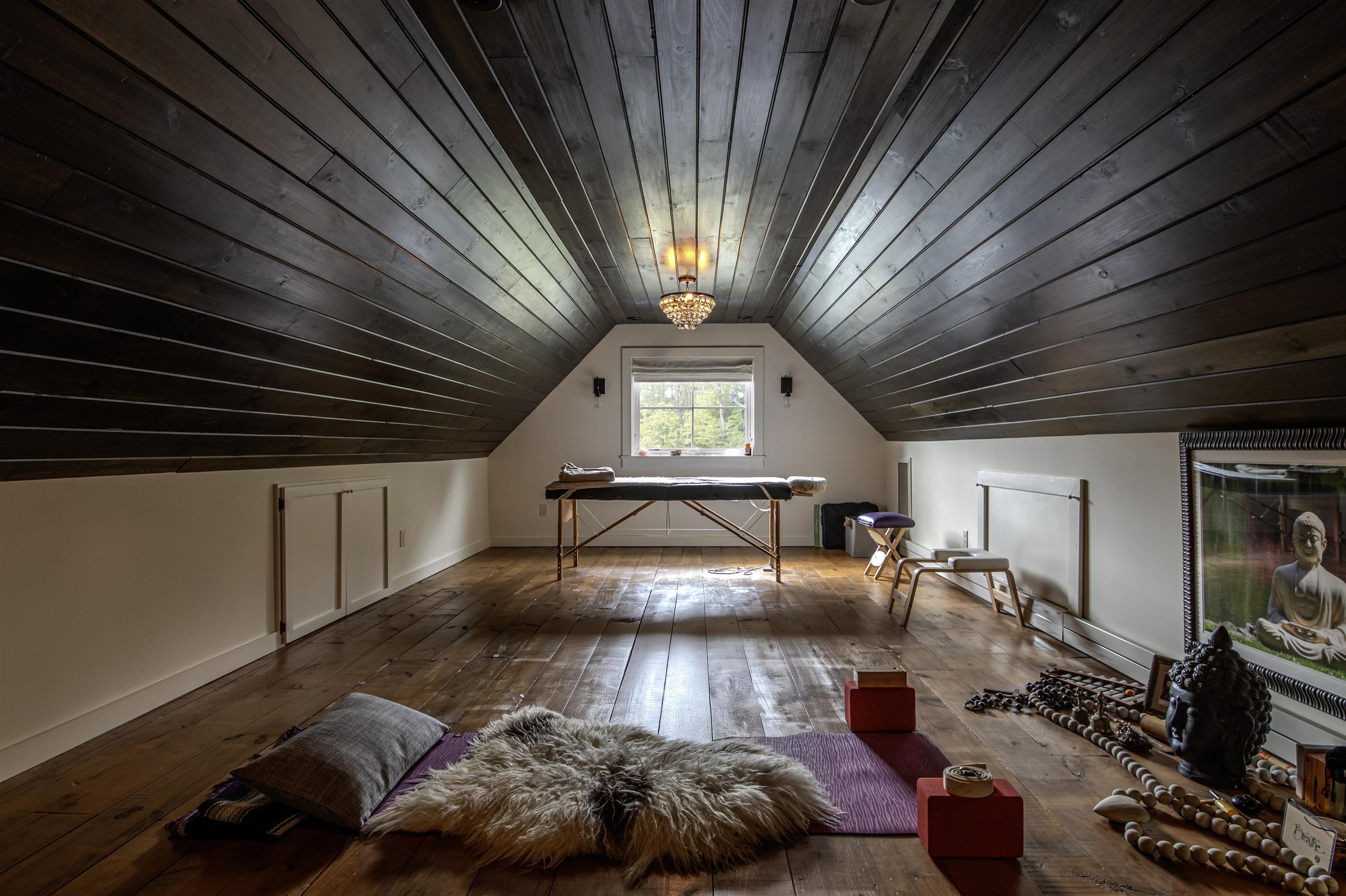 1303 Goodaleville Road Londonderry, VT 05155 - Photo 18 of 23