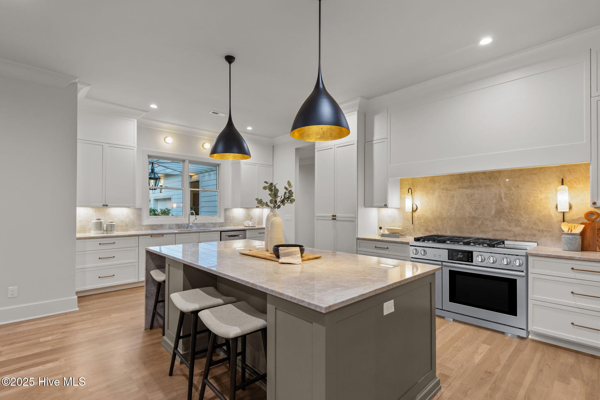 190 Linden Road Pinehurst, NC 28374 - Photo 15 of 51 Staged appliance