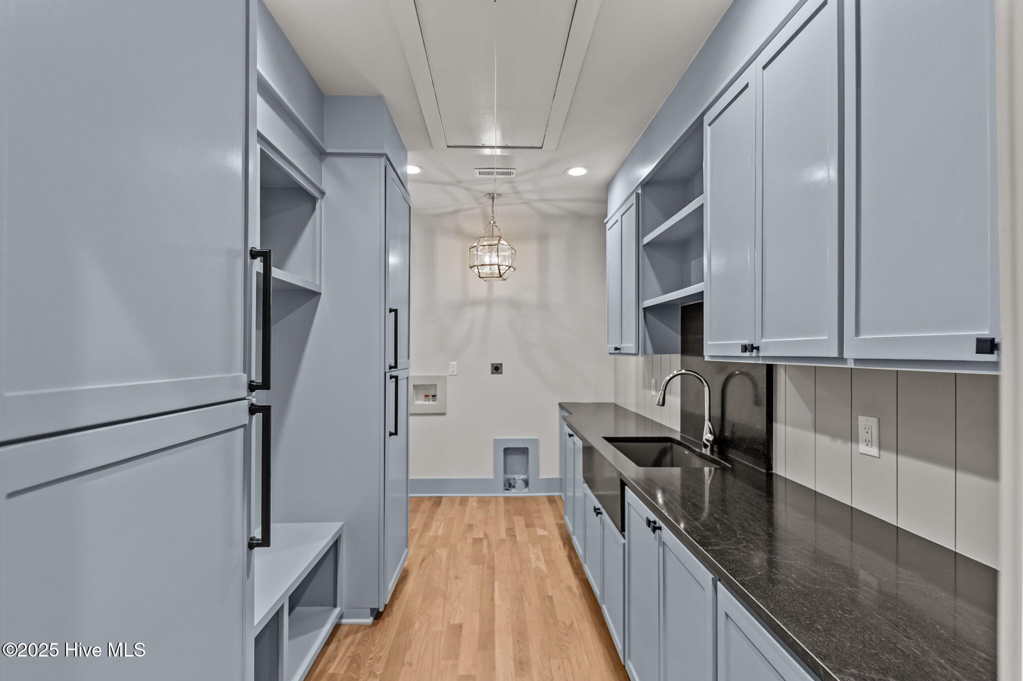 190 Linden Road Pinehurst, NC 28374 - Photo 45 of 51 Laundry Room