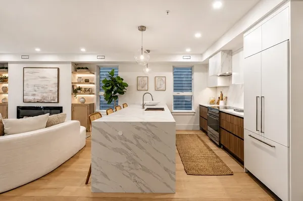 $1,699,000 | 185 E Street, Unit 3, Boston, MA 02127