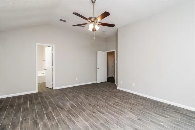 $2,690 | 305 Arbor Glen Drive, Fort Worth, TX 76140