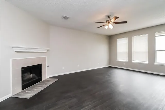 $2,690 | 305 Arbor Glen Drive, Fort Worth, TX 76140