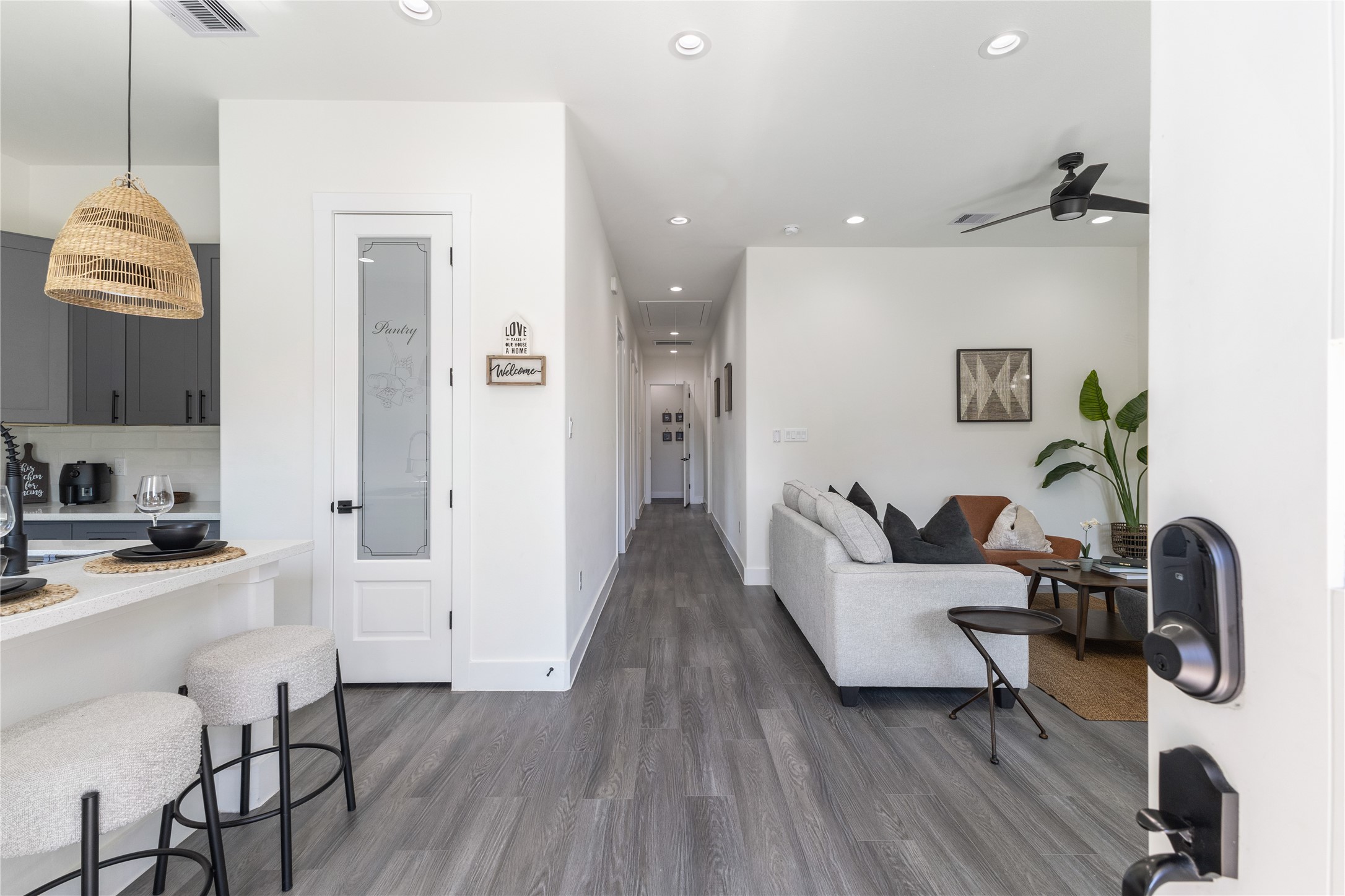 4802 Angleton Street, Unit A Houston, TX 77033 - Photo 2 of 49