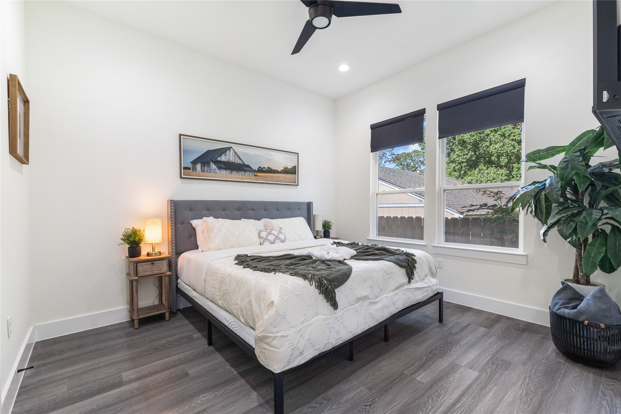 4802 Angleton Street, Unit A Houston, TX 77033 - Photo 43 of 49