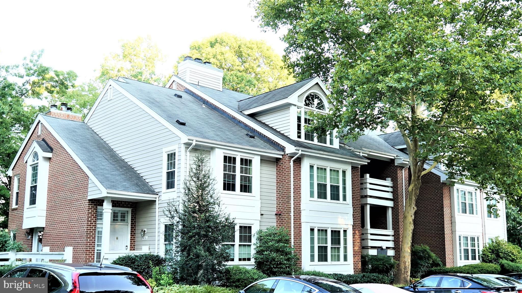 11174 Beaver Trail Court Reston, VA 20191 - Photo 1 of 43 Gallery Image 1