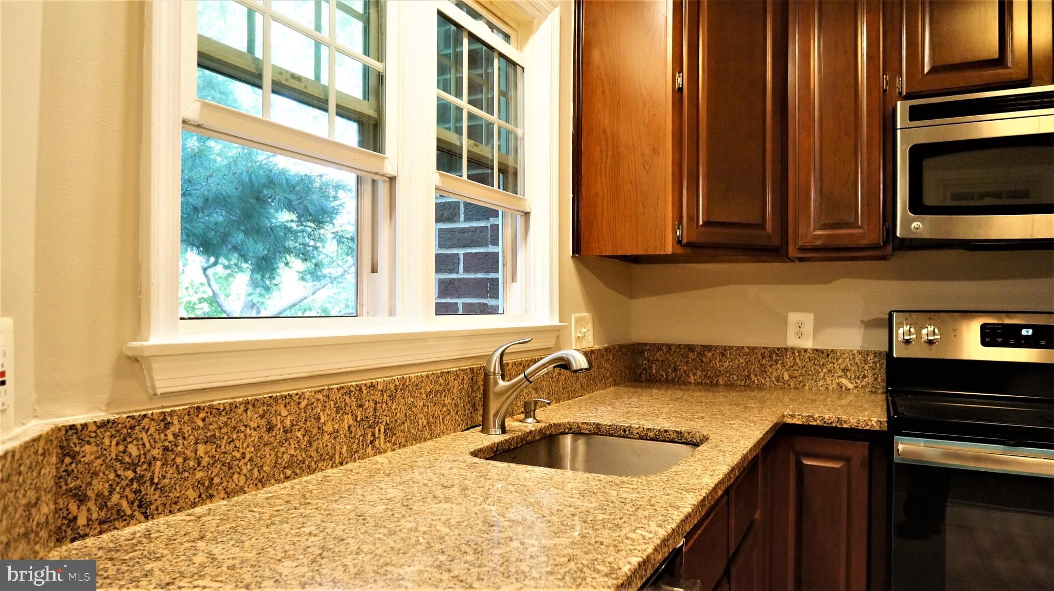 11174 Beaver Trail Court Reston, VA 20191 - Photo 20 of 43 Gallery Image 20