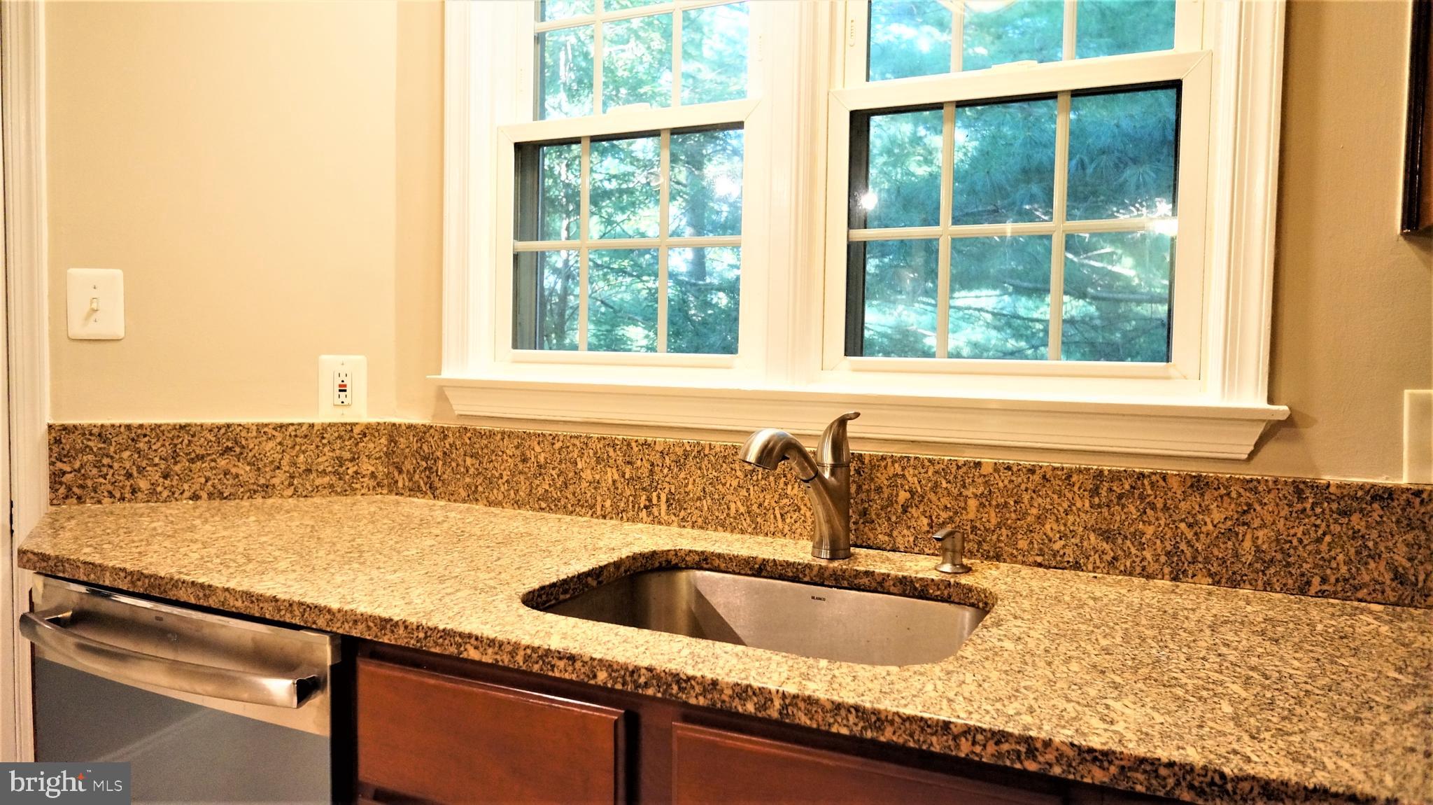 11174 Beaver Trail Court Reston, VA 20191 - Photo 22 of 43 Gallery Image 22