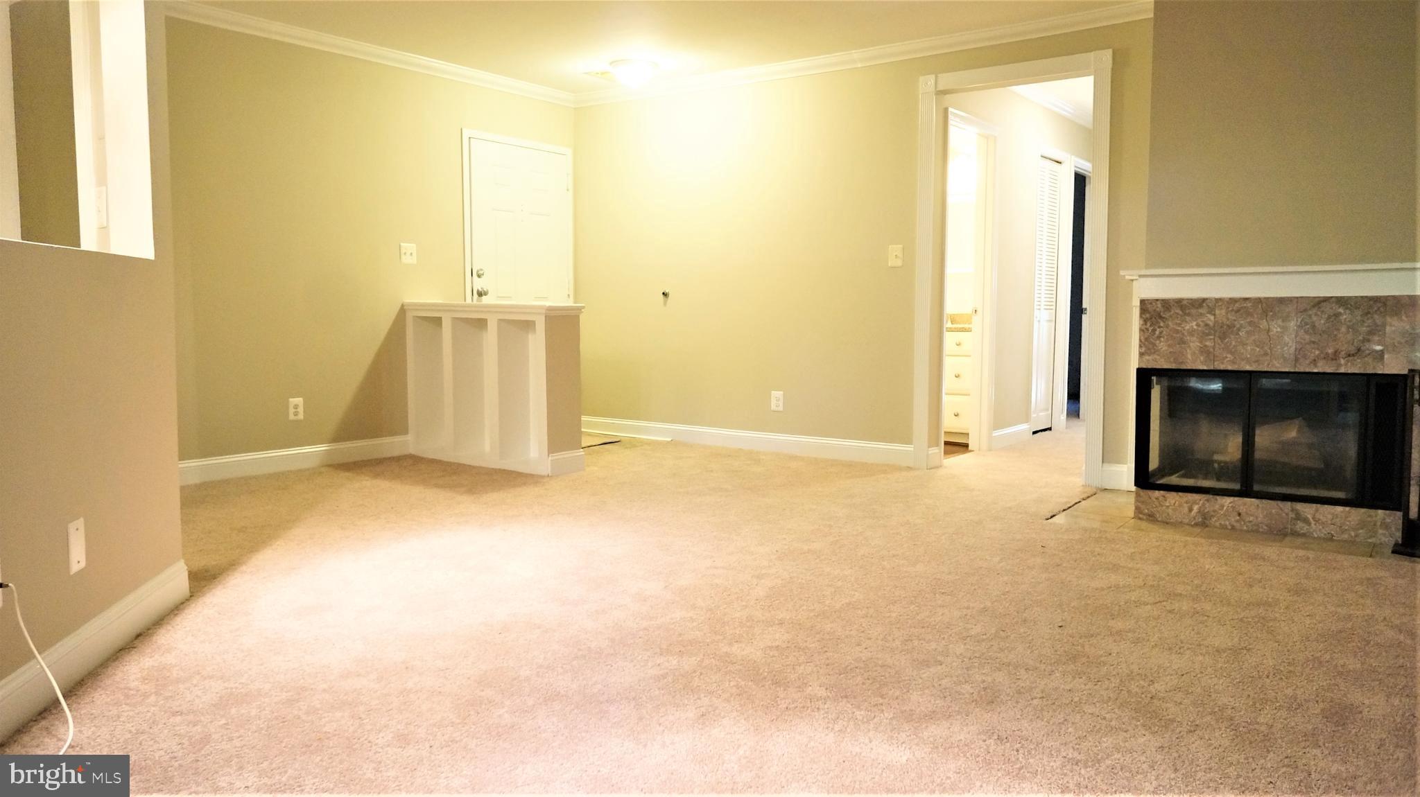 11174 Beaver Trail Court Reston, VA 20191 - Photo 6 of 43 Gallery Image 6