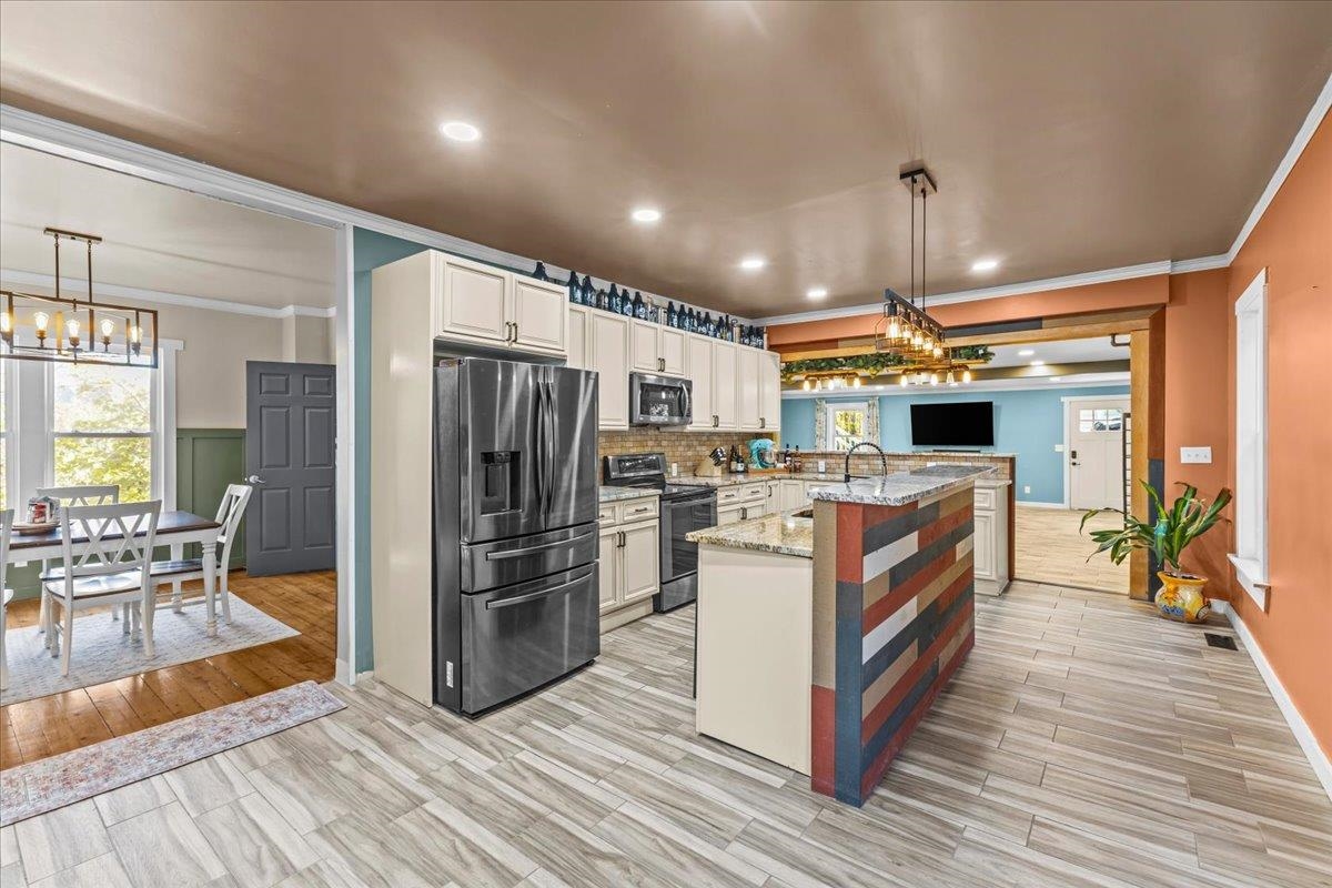 97 Perrin Street Barre, VT 05641 - Photo 27 of 40