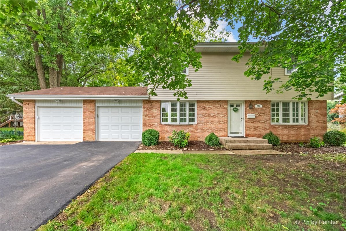 210 Simpson Street Geneva, IL 60134 - Photo 1 of 34 Gallery Image 1
