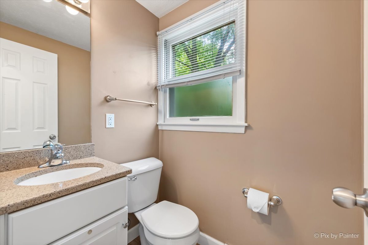 210 Simpson Street Geneva, IL 60134 - Photo 14 of 34 Gallery Image 14