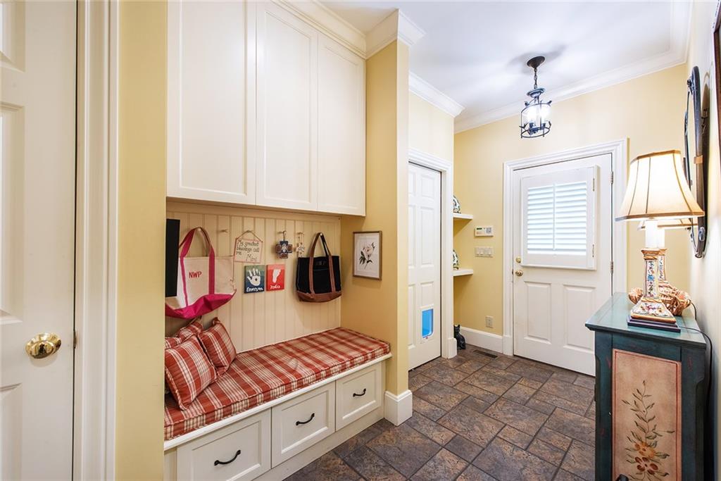 2785 Arden Road Northwest Atlanta, GA 30327 - Photo 20 of 34 a bedroom with bed and window