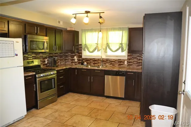 $215,000 | 7678 Burgess Ford Road, Cedar Hill, MO 63016