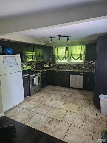 $215,000 | 7678 Burgess Ford Road, Cedar Hill, MO 63016