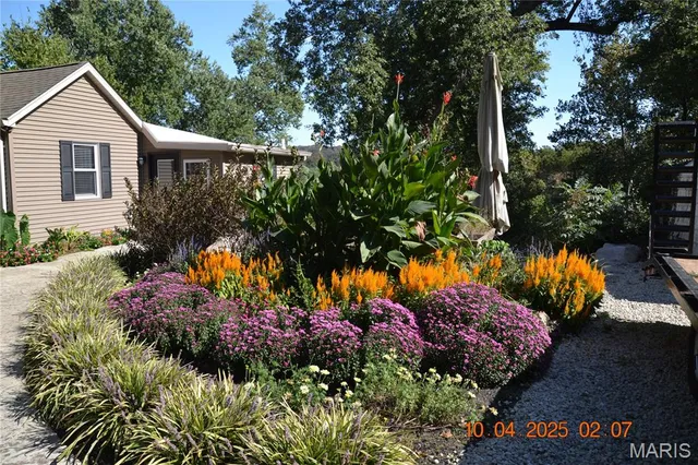 $215,000 | 7678 Burgess Ford Road, Cedar Hill, MO 63016