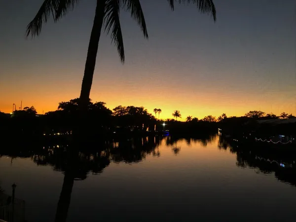 $2,600 | 801 Northeast 18th Court, Unit 202, Fort Lauderdale, FL 33305