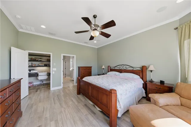 $725,000 | 5425 Kitty Hawk Drive, Corpus Christi, TX 78414