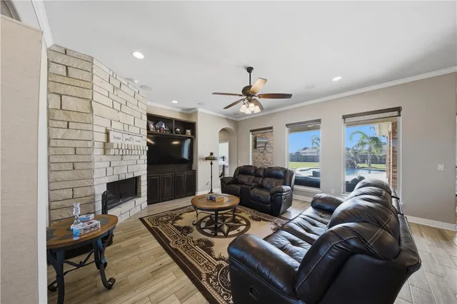 $725,000 | 5425 Kitty Hawk Drive, Corpus Christi, TX 78414