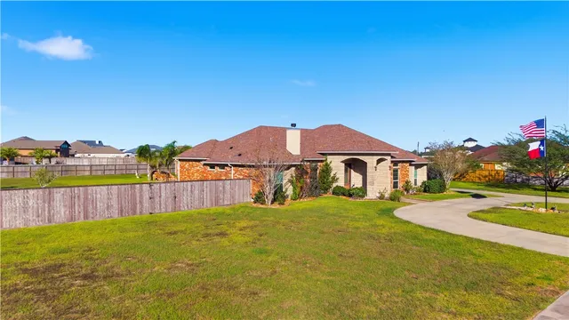 $725,000 | 5425 Kitty Hawk Drive, Corpus Christi, TX 78414