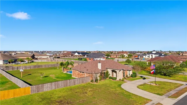 $725,000 | 5425 Kitty Hawk Drive, Corpus Christi, TX 78414