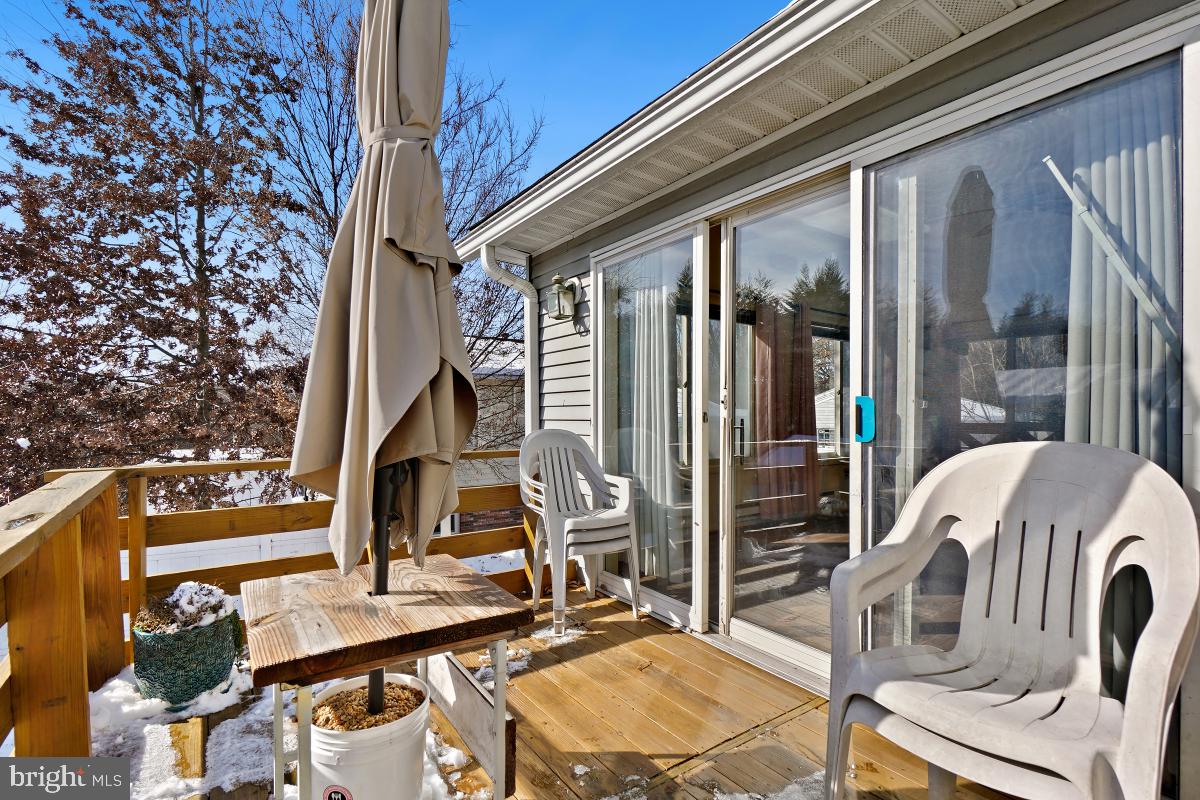 19120 Staleybridge Road Germantown, MD 20876 - Photo 21 of 37 Exterior Rear Deck