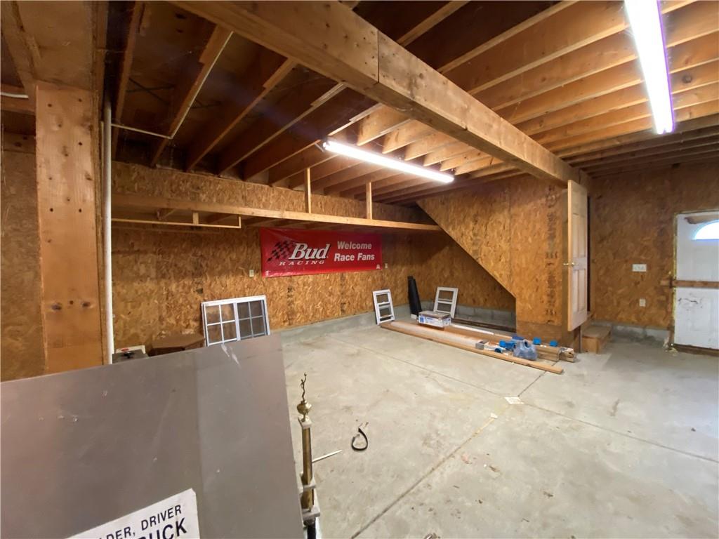 225 Budapest Road Dilliner, PA 15327 - Photo 21 of 25 a view of a indoor garage