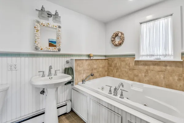 $3,500,000 | 80 Oak Street, Dennis Port, MA 02639