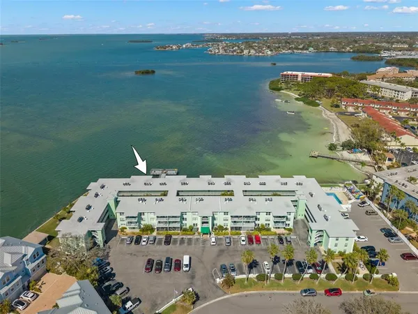 $225,000 | 464 North Paula Drive, Unit 118, Dunedin, FL 34698