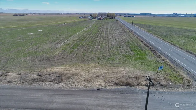 $120,000 | 1 Road 4 Northeast, Moses Lake, WA 98837