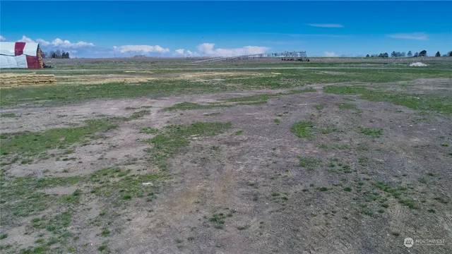 $120,000 | 1 Road 4 Northeast, Moses Lake, WA 98837
