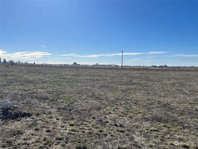 $120,000 | 1 Road 4 Northeast, Moses Lake, WA 98837