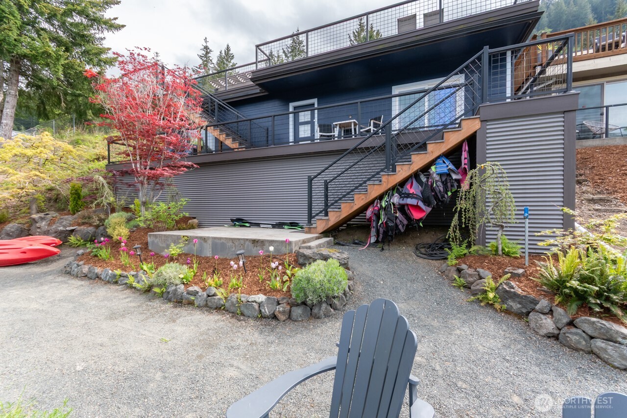90-92 Mallard Cove Road Port Angeles, WA 98363 - Photo 4 of 40 a view of outdoor space and deck