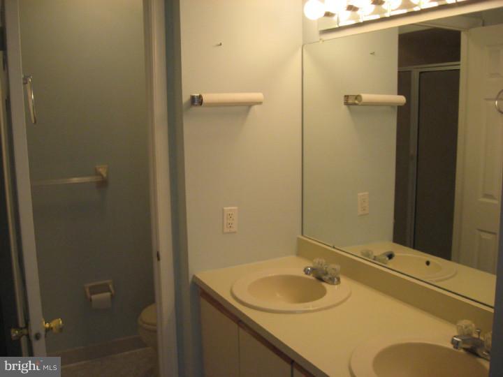 2089 Welsh Road, Unit E2 Philadelphia, PA 19115 - Photo 16 of 25 Gallery Image 16