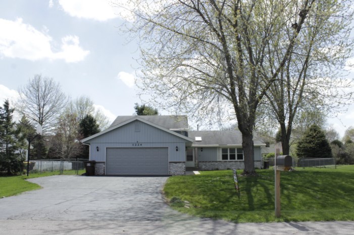 1224 Sheppard Road Rockton, IL 61072 - Photo 2 of 18 Gallery Image 2