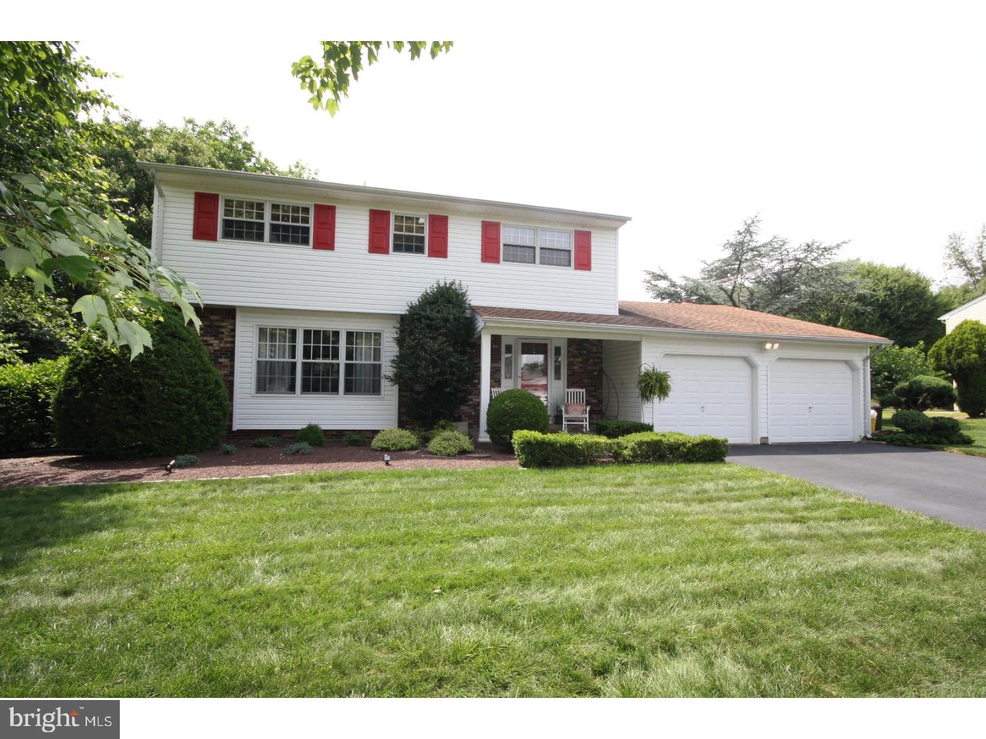 35 Wolfpack Road Trenton, NJ 08619 - Photo 1 of 19