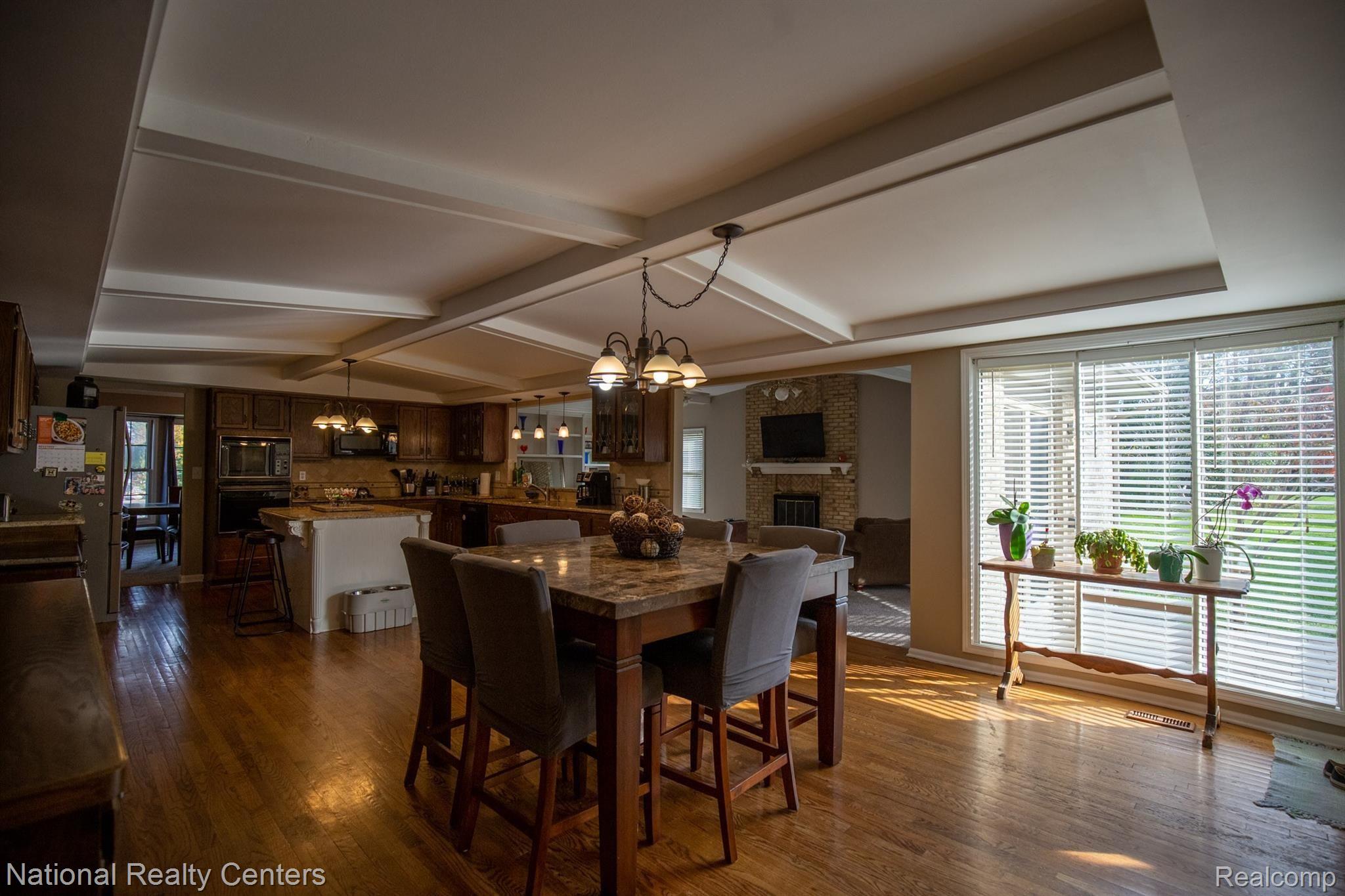 3035 Quail Ridge Circle Rochester, MI 48309 - Photo 16 of 54 Breakfast nook