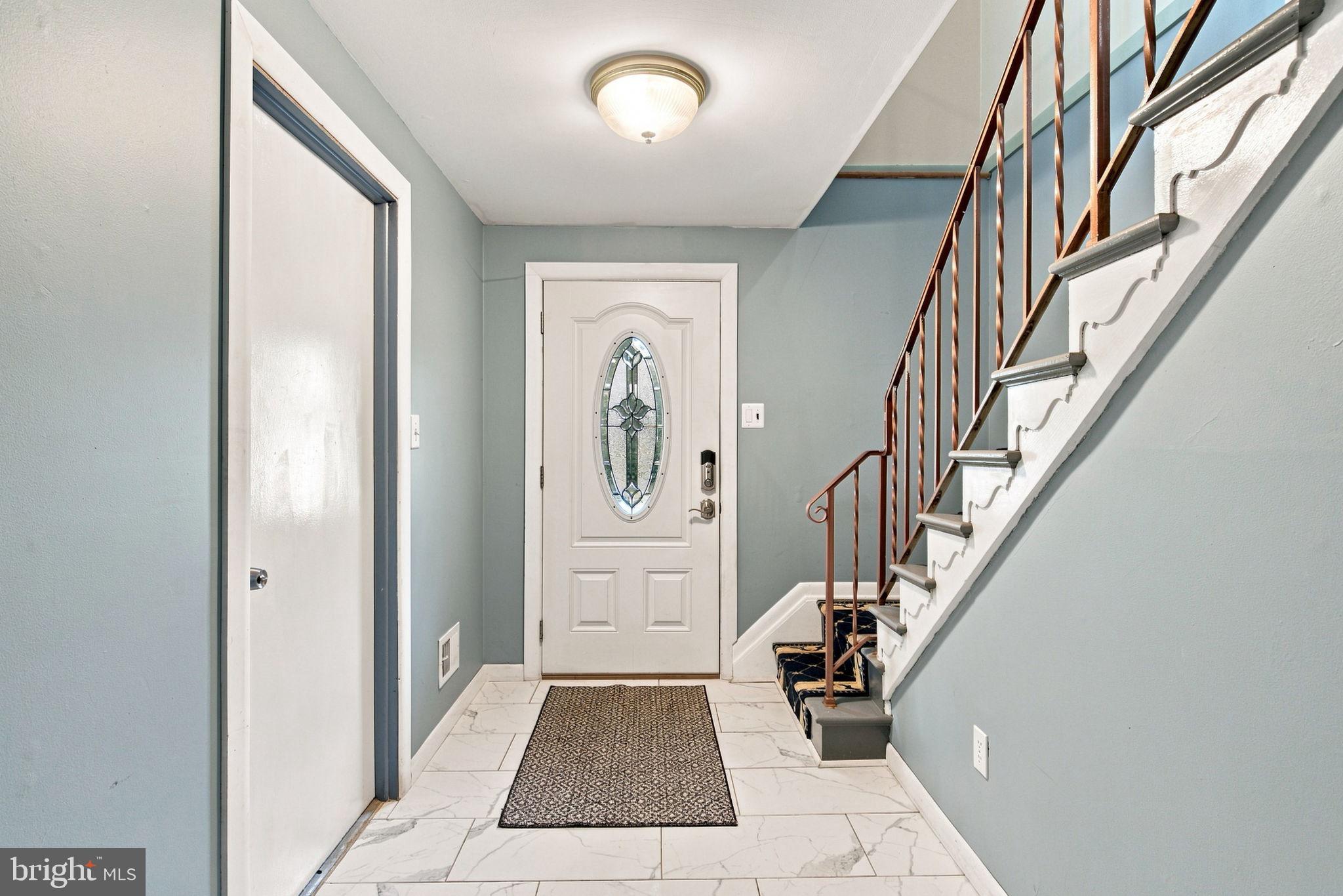 7113 Galgate Drive Springfield, VA 22152 - Photo 5 of 43 Gallery Image 5