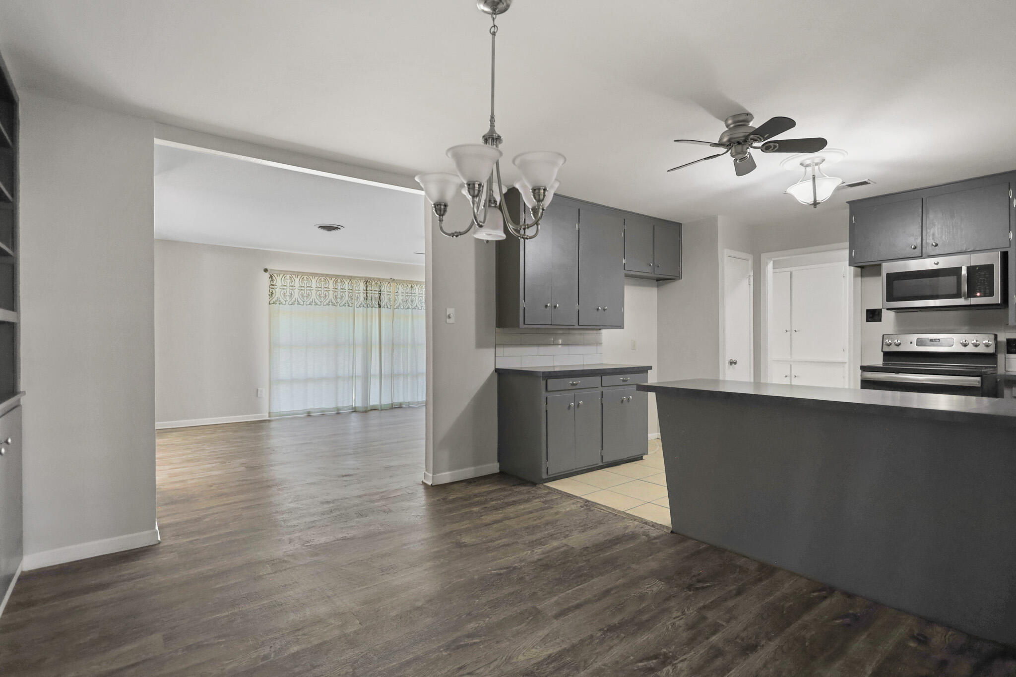 2826 58th Street Lubbock, TX 79413 - Photo 20 of 57 IMG_8996