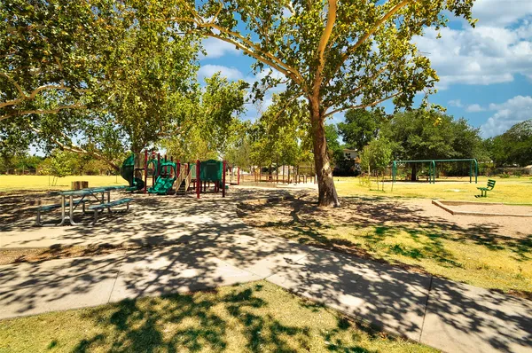 $1,750,000 | 7310 Woodrow Avenue, Austin, TX 78757