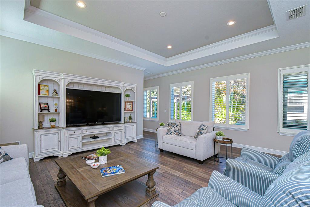 6005 Sparrowhead Way Lithia, FL 33547 - Photo 13 of 39