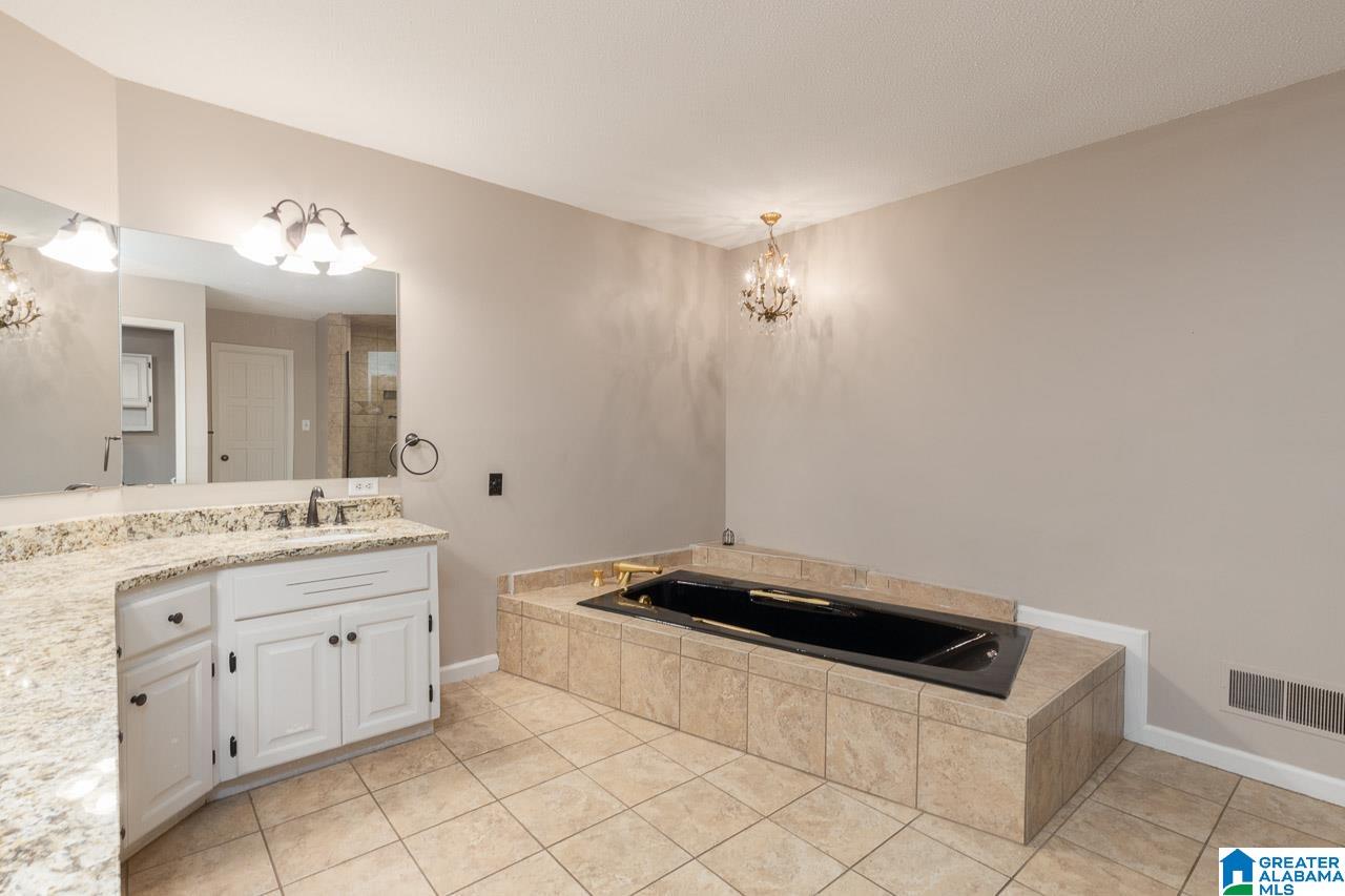 1213 Shades Crest Road Birmingham, AL 35226 - Photo 19 of 44