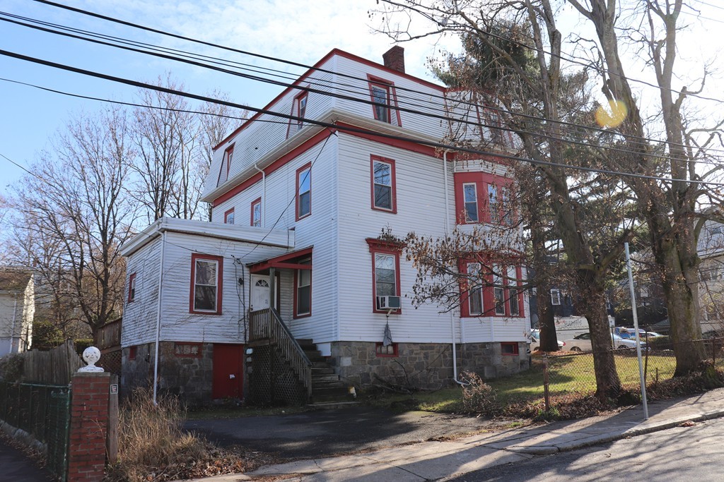 39 Union Street Boston, MA 02135 - Photo 4 of 27
