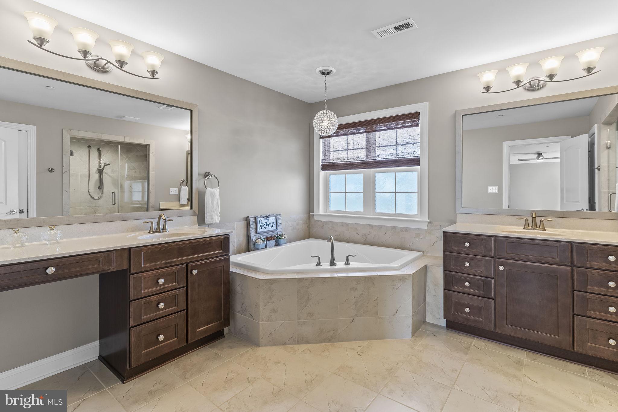 24334 Daphne Road Hollywood, MD 20636 - Photo 28 of 59 Ensuite bathoom