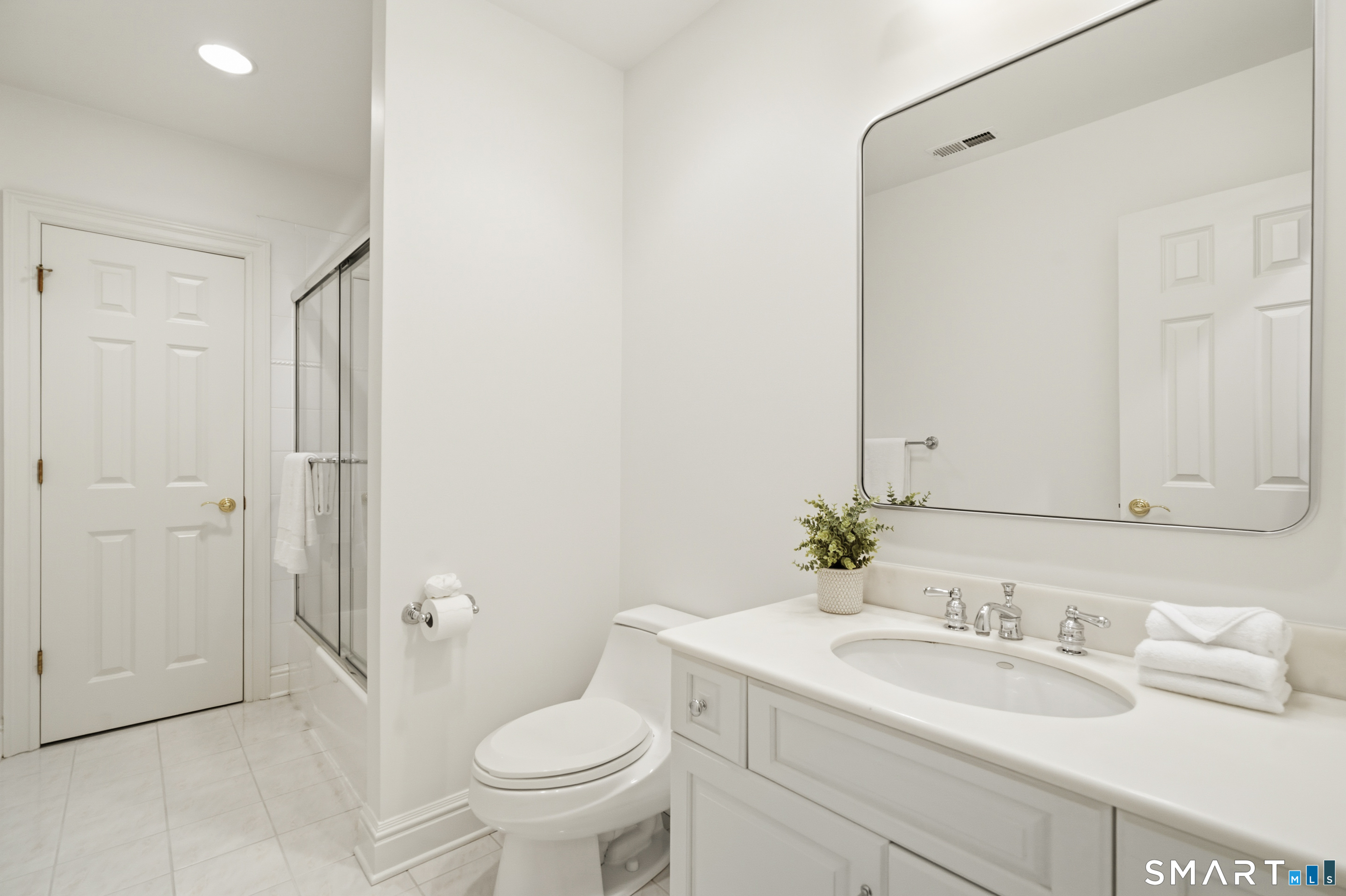 72 Compo Road North Westport, CT 06880 - Photo 20 of 40