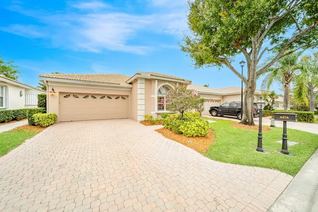 $599,900 | 6474 Brava Way, Boca Raton, FL 33433