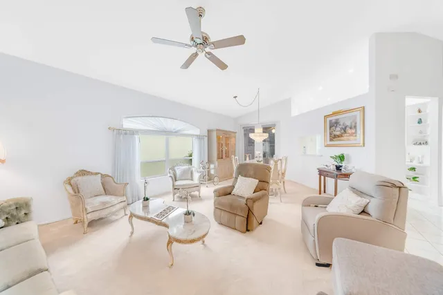 $599,900 | 6474 Brava Way, Boca Raton, FL 33433