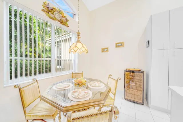 $599,900 | 6474 Brava Way, Boca Raton, FL 33433