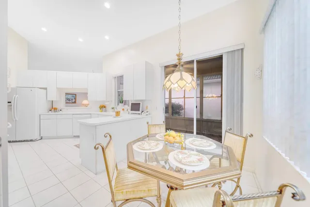 $599,900 | 6474 Brava Way, Boca Raton, FL 33433